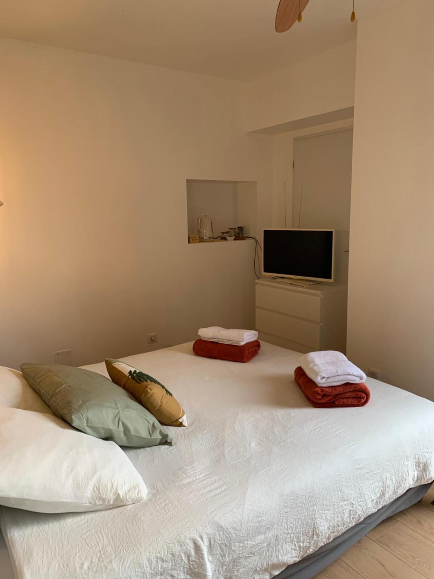 Chambre D'Hotes Mazet Les Abadies Bed & Breakfast Saint-Felix-de-Lodez ภายนอก รูปภาพ